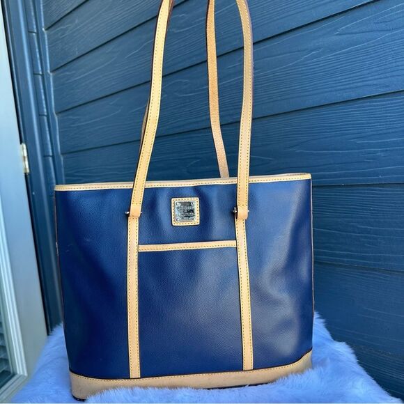 Dooney & Bourke Navy and Tan Dillon Leather Tote Bag Pebble Grain Belvedere - Picture 1 of 13